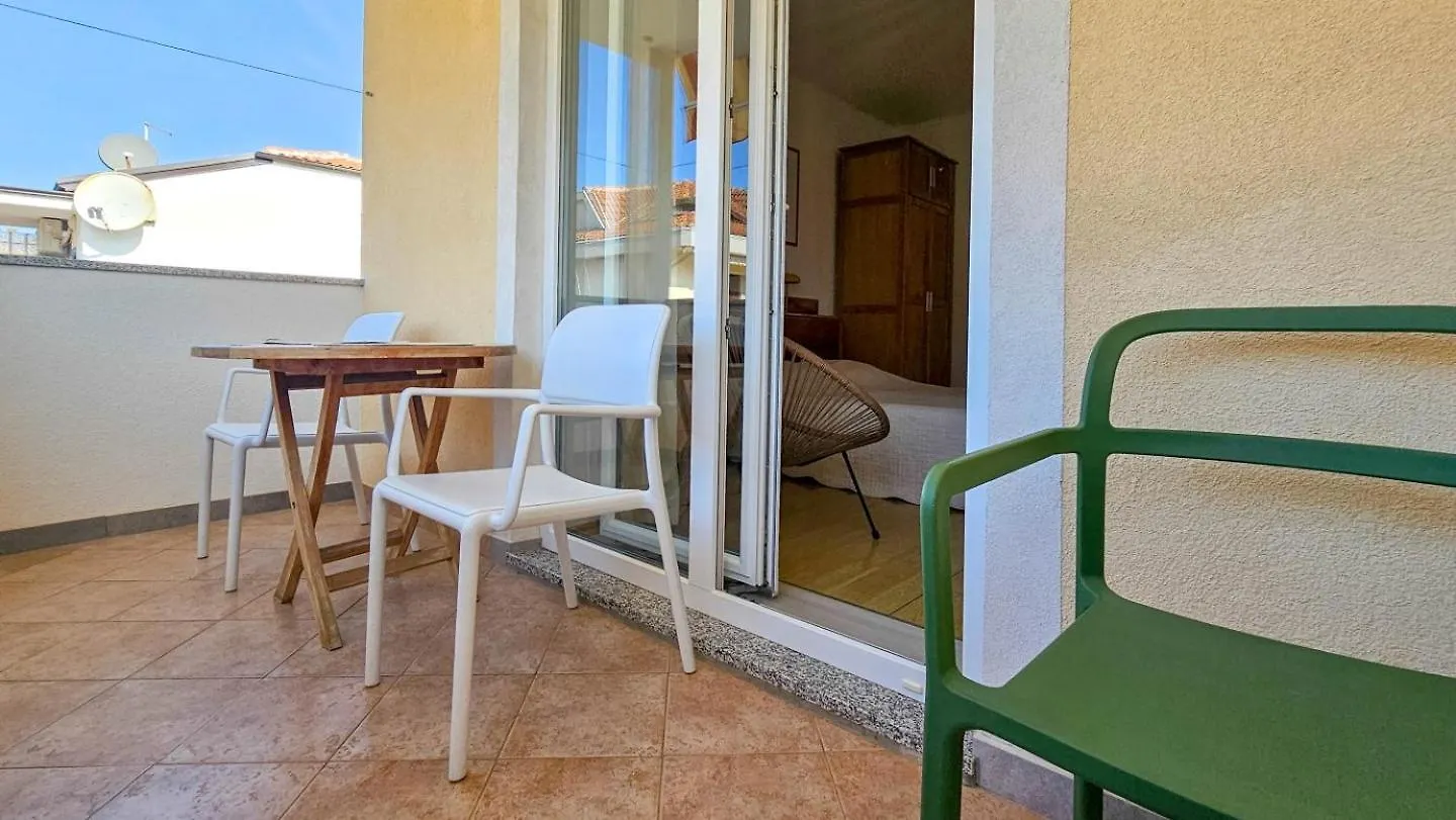 Viviana Brown Lägenhet Novigrad Istria